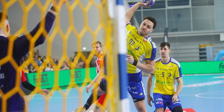 Po Szeged czas na Legionowo. Święcenie pokarmów w Hali Legionów