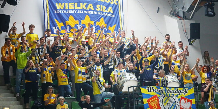 Bilety na mecz Industrii w Lidze Mistrzów już niebawem w sprzedaży - Radio Kielce Od poniedziałku (16 marca) w samo południe rusza sprzedaż na rewanżowe spotkanie fazy pucharowej Ligi Mistrzów