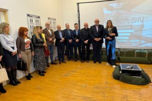 Ostrowiec Świętokrzyski. Otwarcie strzelnicy wirtualnej w ZSMS / Fot. Anna Głąb - Radio Kielce