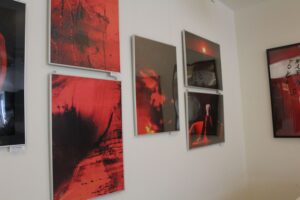 14 lutego w Galerii Sztuki Gromada odbędzie się wernisaż wystawy „W Czerwieni” / Fot. Marta Gajda-Kruk - Radio Kielce