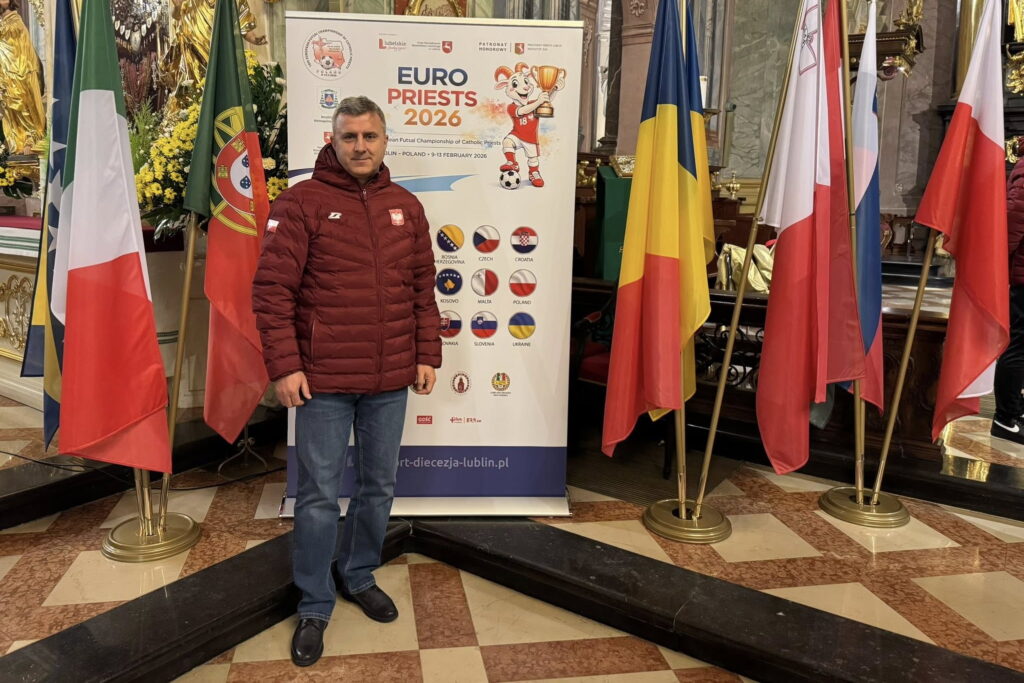 Nasi księża już w półfinale! - Radio Kielce