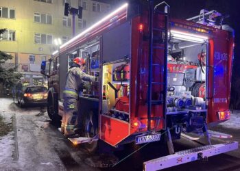 Nocny pożar i ewakuacja ponad 50 osób