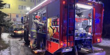 Nocny pożar i ewakuacja ponad 50 osób