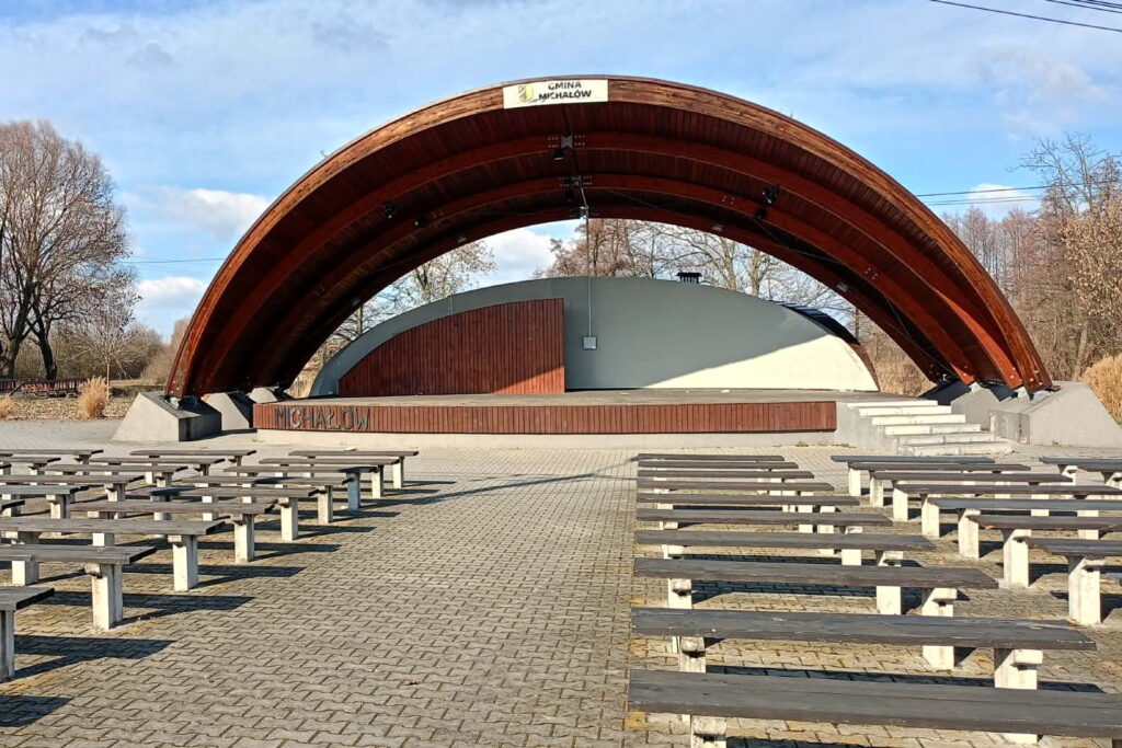 Nowa przystań nad Mierzawą w Michałowie - Radio Kielce