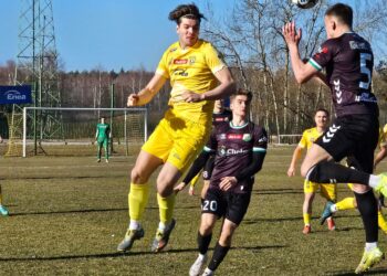 Czarni o trzecie zwycięstwo z rzędu zagrają z sąsiadem w tabeli - Radio Kielce Czarni o trzecie zwycięstwo z rzędu zagrają z sąsiadem w tabeli