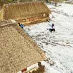 Tokarnia. Muzeum Wsi Kieleckiej zimą - Radio Kielce