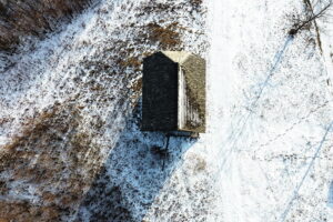 Tokarnia. Muzeum Wsi Kieleckiej zimą - Radio Kielce