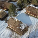 Tokarnia. Muzeum Wsi Kieleckiej zimą - Radio Kielce