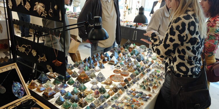 28.02.2026 Kielce. KCK. Giełda Minerałów, Biżuterii i Skamieniałości  / Fot. Jarosław Kubalski - Radio Kielce
