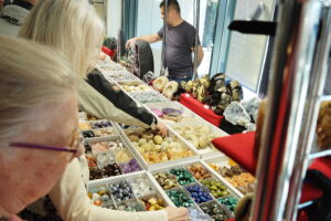 Kielce. Giełda Minerałów, Biżuterii i Skamieniałości - Radio Kielce