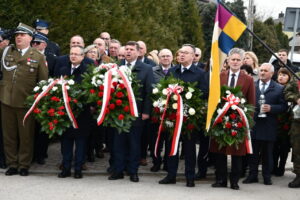 08.03.2026. Bieliny. Obchody 82. rocznicy zamordowania mieszkańców przez hitlerowców. / Fot. Agnieszka Kopacz - Urząd Gminy Bieliny