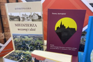 67 tytułów powalczy o Świętokrzyską Nagrodę Literacką - Radio Kielce