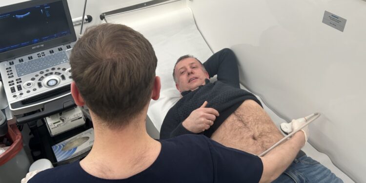 Mężczyźni chętnie badają się w urobusie