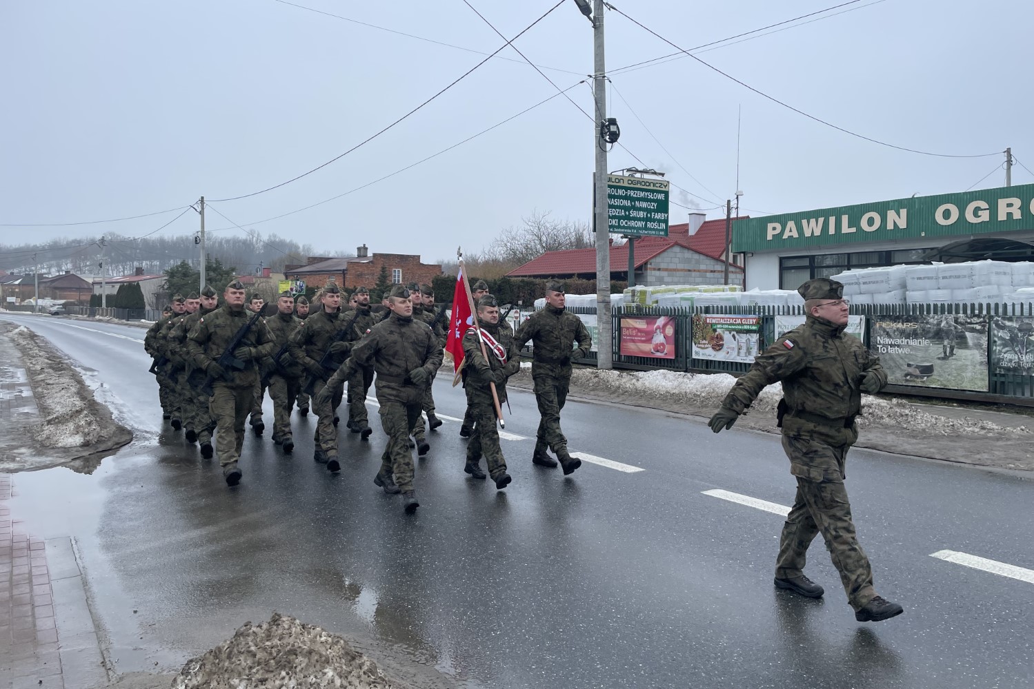 Podążali szlakiem powstańców styczniowych w hołdzie poległym w bitwie pod Słupczą