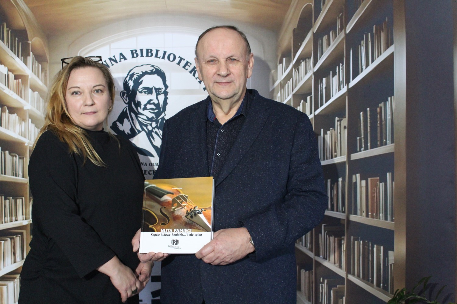 Adam Nowy album Adama Kocerby: Kapele ludowe Ponidzia...i nie tylko / Fot. Marta Gajda-Kruk - Radio Kielce/ Fot. Marta Gajda-Kruk - Radio Kielce