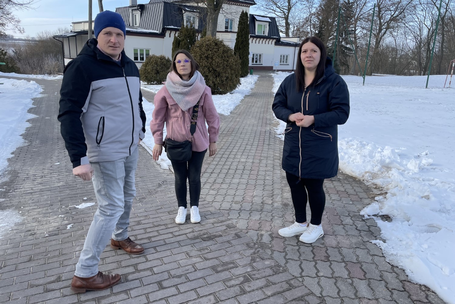 19.02.2026. Pisary. Rodzice dzieci z Publicznej Szkoły Podstawowej w Pisarach / Fot. Grażyna Szlęzak-Wójcik - Radio Kielce