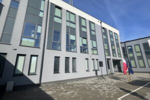 27.02.2026. Opatów. Otwarcie Komendy Powiatowej Policji w Opatowie / Fot. Grażyna Szlęzak-Wójcik - Radio Kielce