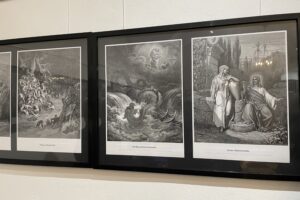 27.02.2026. Sandomierz. wystawa grafik w sali ekspozycyjnej ratusza w Sandomierzu / Fot. Grażyna Szlęzak-Wójcik - Radio Kielce