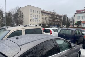 10.02.2026. Kielce. Parking u zbiegu ulic Kościuszki i al. IX Wieków Kielc / Fot. Jarosław Kubalski - Radio Kielce