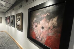 Wystawa w „Windzie” stawia pytania i zachwyca - Radio Kielce