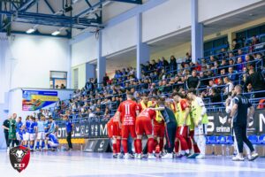 15.02.2026. Kazimierza Wielka. Mecz KKF Motus Kazimierza Wielka - Tompawex Obice / Fot. Kacper Kaczmarczyk