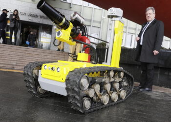 Kielczanie oglądali łazika, który gasi pożary