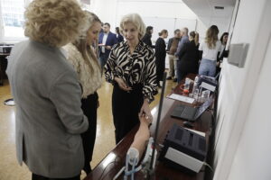 Nowoczesna pracownia pomoże w kształceniu specjalistów - Radio Kielce