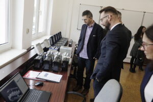 Nowoczesna pracownia pomoże w kształceniu specjalistów - Radio Kielce