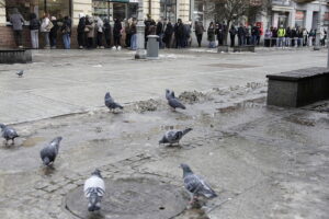 12.02.2026. Kielce. Kolejki do pączkarni w Tłusty Czwartek / Fot. Jarosław Kubalski - Radio Kielce