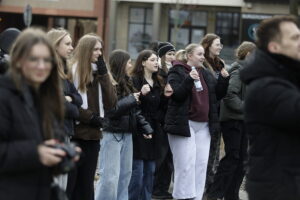Kielce. Happening "Taniec przeciwko przemocy" - Radio Kielce