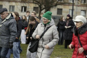 Kielce. Happening "Taniec przeciwko przemocy" - Radio Kielce