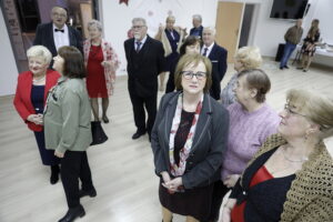 Nić prowadzi przez największe światowe dzieła - Radio Kielce Nić prowadzi przez największe światowe dzieła - Radio Kielce