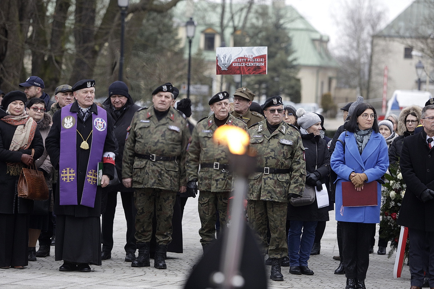 Kielczanie oddali hołd bohaterom - Radio Kielce Kielczanie oddali hołd bohaterom - Radio Kielce