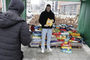 14.02.2026. Kielce. Akcja „Miska nie może być pusta” / Fot. Jarosław Kubalski - Radio Kielce