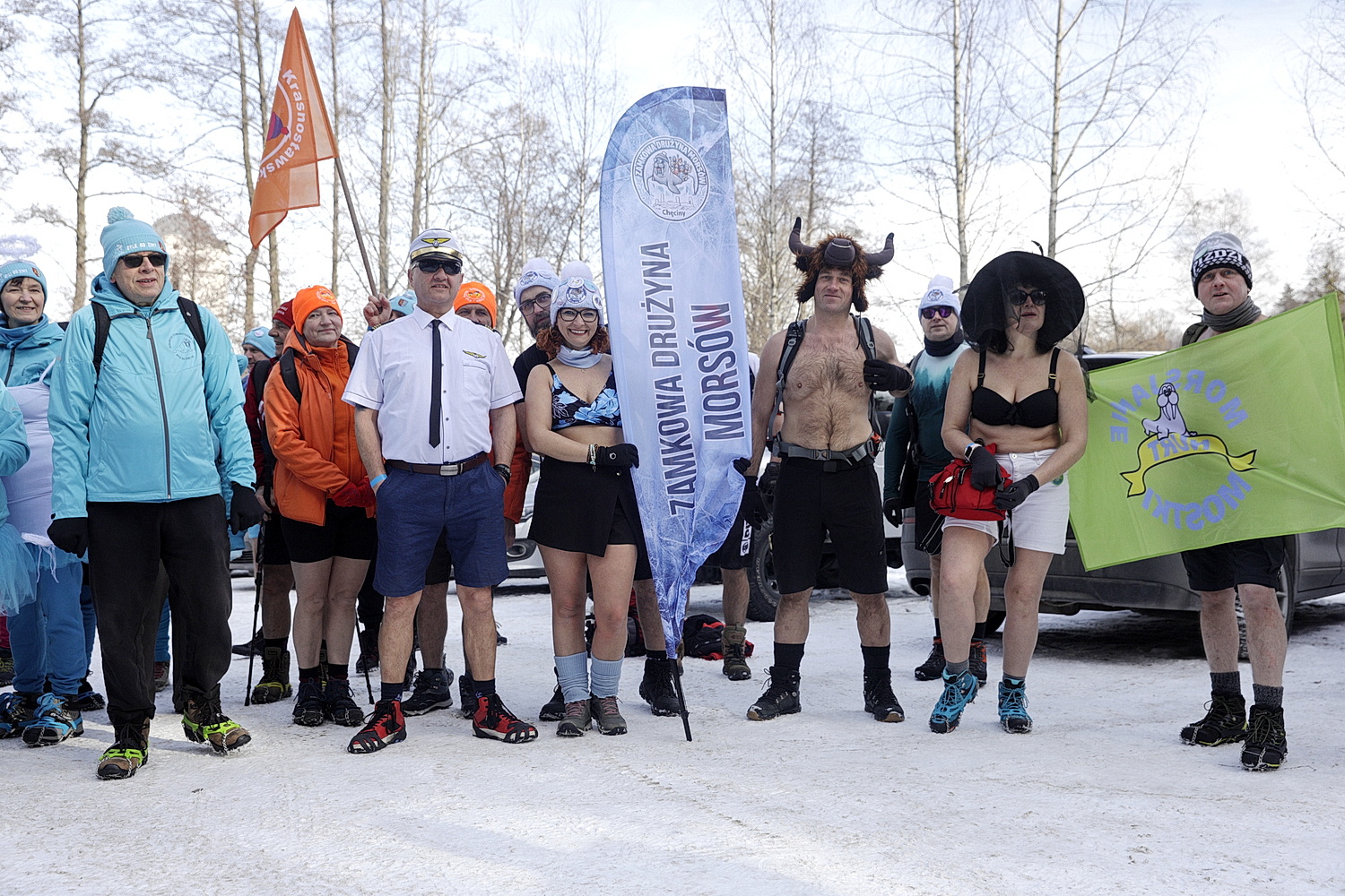 Morsy wchodzą na Łysicę