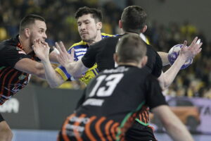 Industria odniosła pewne zwycięstwo - Radio Kielce