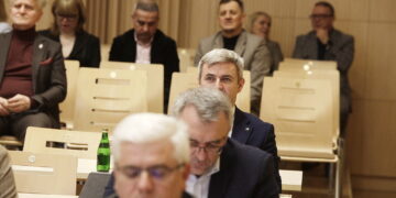 Apel o pieniądze podzielił radnych