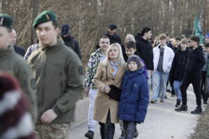 Pamięć o zamordowanych w zgórskim lesie jest wciąż żywa - Radio Kielce Pamięć o zamordowanych w zgórskim lesie jest wciąż żywa - Radio Kielce