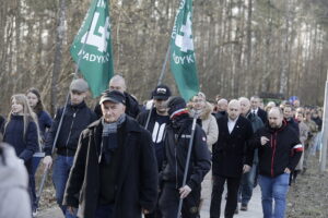 Pamięć o zamordowanych w zgórskim lesie jest wciąż żywa - Radio Kielce Pamięć o zamordowanych w zgórskim lesie jest wciąż żywa - Radio Kielce
