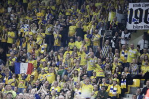 Kielce. Mecz Ligi Mistrzów Industria Kielce - Sporting Lizbona - Radio Kielce
