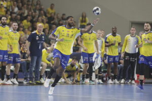 Kielce. Mecz Ligi Mistrzów Industria Kielce - Sporting Lizbona - Radio Kielce