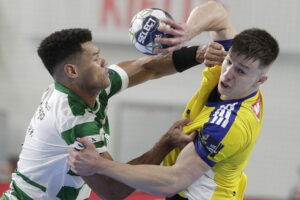 Kielce. Mecz Ligi Mistrzów Industria Kielce - Sporting Lizbona - Radio Kielce