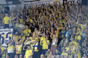 Kielce. Mecz Ligi Mistrzów Industria Kielce - Sporting Lizbona - Radio Kielce