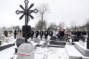 W Sobkowie oddano hołd powstańcom styczniowym - Radio Kielce W Sobkowie oddano hołd powstańcom styczniowym - Radio Kielce