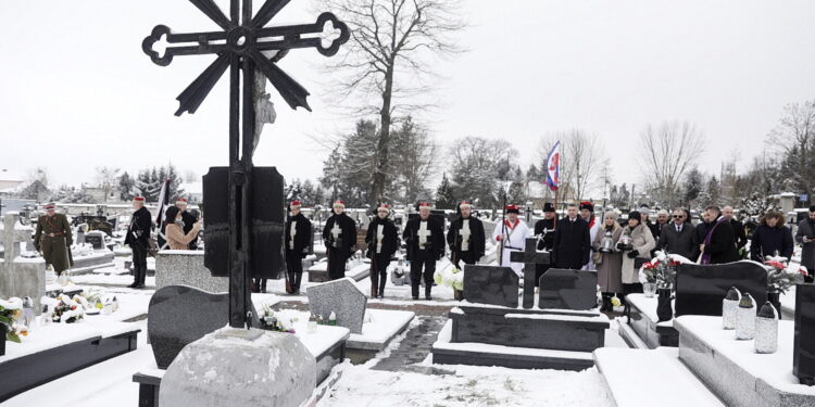 W Sobkowie oddano hołd powstańcom styczniowym - Radio Kielce 15.02.2026 Sobków. 163. rocznica wybuchu powstania styczniowego i stacjonowania wojsk powstańczych w Sobkowie / Fot. Jarosław Kubalski - Radio Kielce