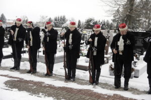 W Sobkowie oddano hołd powstańcom styczniowym - Radio Kielce W Sobkowie oddano hołd powstańcom styczniowym - Radio Kielce