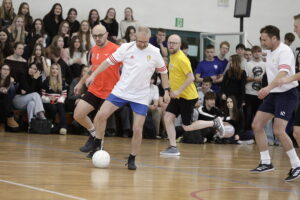 Uczniowie kieleckiego „Słowaka” zagrali na rzecz hospicjum - Radio Kielce 17.02.2026. Kielce. X Charytatywny Turniej Piłki Nożnej na rzecz kieleckiego stacjonarnego hospicjum / Fot. Jarosław Kubalski - Radio Kielce