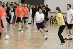 Uczniowie kieleckiego „Słowaka” zagrali na rzecz hospicjum - Radio Kielce 17.02.2026. Kielce. X Charytatywny Turniej Piłki Nożnej na rzecz kieleckiego stacjonarnego hospicjum / Fot. Jarosław Kubalski - Radio Kielce