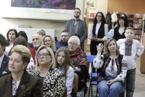 „Ukraińska półka z książkami” już dostępna w Kielcach - Radio Kielce