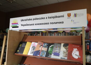 18.02.2026 Kielce. MBP,  Otwarcie „Ukraińskiej półeczki z książkami” / Fot. Jarosław Kubalski - Radio Kielce